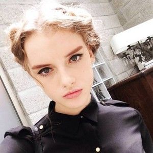 Meet your Posher, Derrick